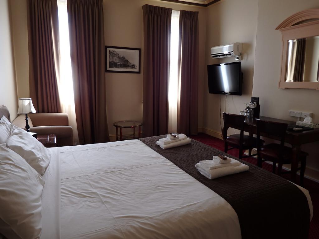 The Glenferrie Hotel Hawthorn Zewnętrze zdjęcie